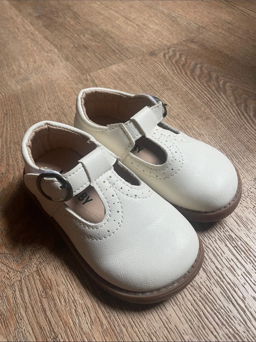 MG Baby T-Strap Faux Leather Brogue Detail Size 22 Mary Jane Shoes